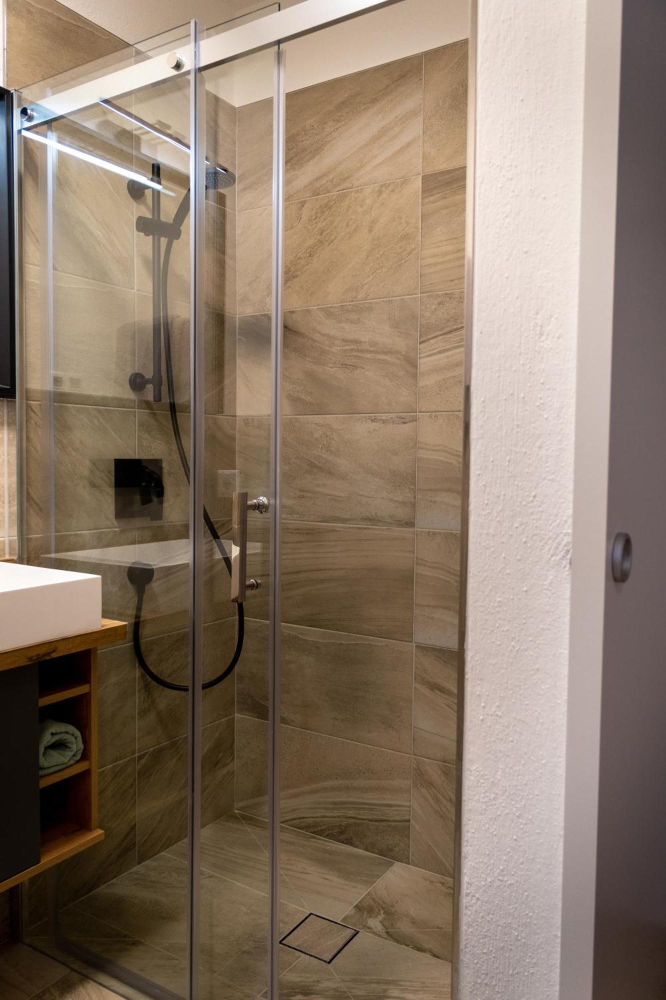 Appartement Ausblick رادستادت المظهر الخارجي الصورة